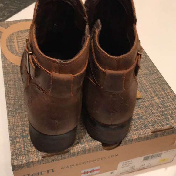 NWT BORN CHAVAL 6 Slip on ankle booties booties boots size 6 Brown Grand Canyon - Picture 6 of 8